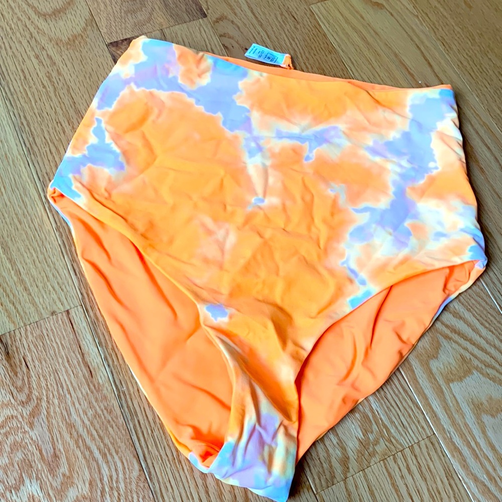 BRAND NEW tie dye bikini bottom
